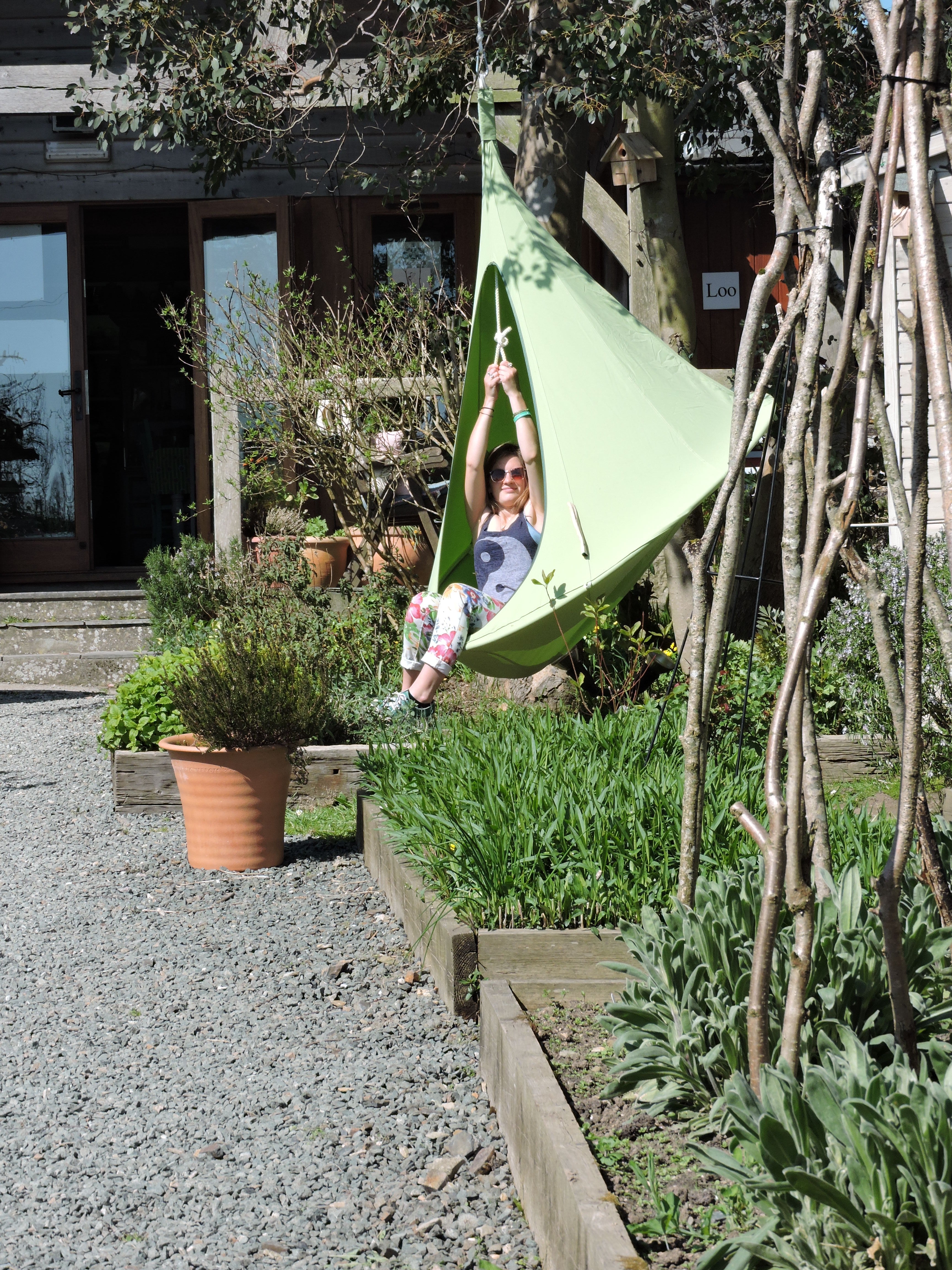 Single Cacoon - Leaf Green